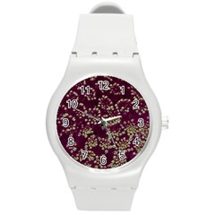 Pink And Green Queen Annes Lace (up Close) Round Plastic Sport Watch (m) by okhismakingart