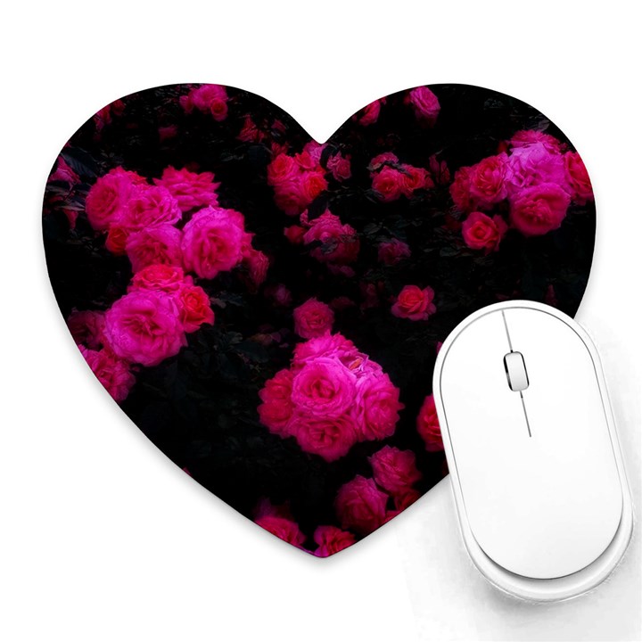 Bunches of Roses Heart Mousepads