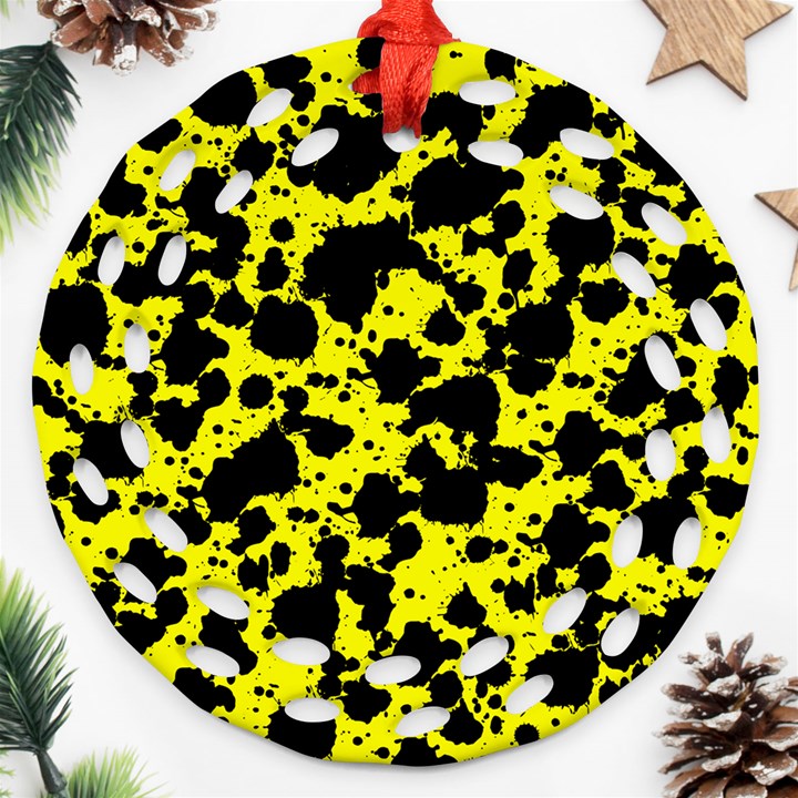 Black and Yellow Leopard Style Paint Splash Funny Pattern  Round Filigree Ornament (Two Sides)