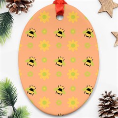 Bee Bug Nature Wallpaper Ornament (Oval)