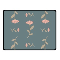 Florets Rose Flower Fleece Blanket (small)