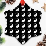 Yin Yang Pattern Ornament (Snowflake) Front