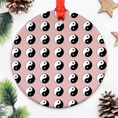 Yin Yang Pattern Ornament (round)