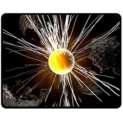 Abstract Exploding Design Fleece Blanket (medium) 