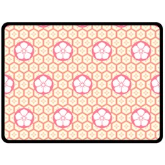 Floral Design Seamless Wallpaper Fleece Blanket (large) 