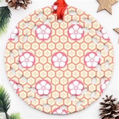 Floral Design Seamless Wallpaper Ornament (round Filigree)