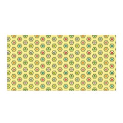 Hexagonal Pattern Unidirectional Yellow Satin Wrap