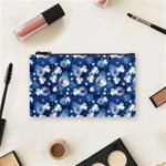 White Flowers Summer Plant Cosmetic Bag (Small) Front