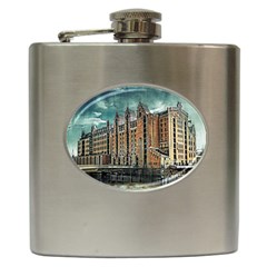 Architecture City Building Travel Hip Flask (6 Oz) by Pakrebo