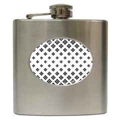 Concentric Plaid Hip Flask (6 Oz)