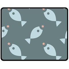 Fish Star Water Pattern Fleece Blanket (medium) 