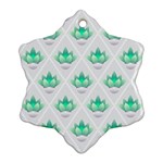 Plant Pattern Green Leaf Flora Ornament (Snowflake) Front