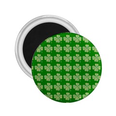 Plaid Shamrocks Clover 2 25  Magnets