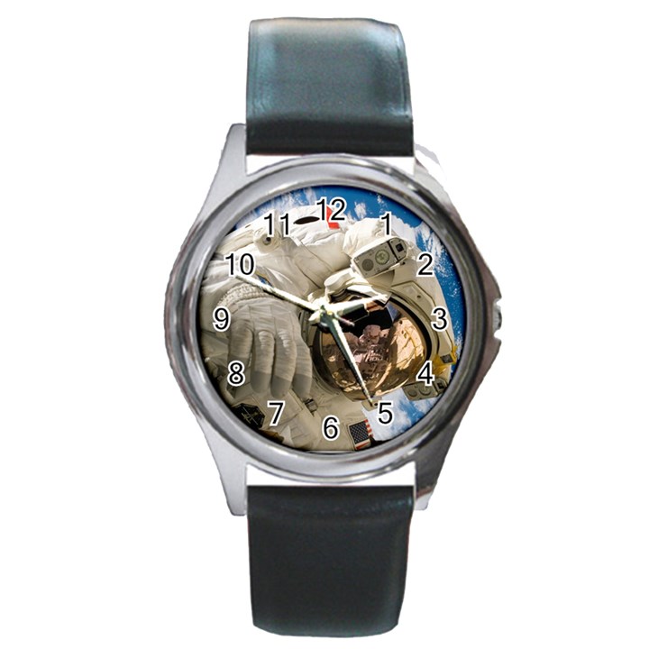 Astronaut Space Shuttle Discovery Round Metal Watch