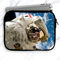 Astronaut Space Shuttle Discovery Apple Ipad 2/3/4 Zipper Cases by Pakrebo