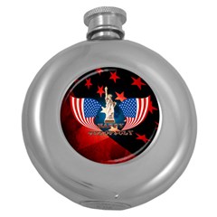 Happy 4th Of July Round Hip Flask (5 Oz) by FantasyWorld7