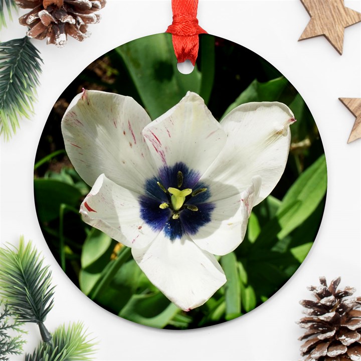 Blue Centered Tulip Round Ornament (Two Sides)