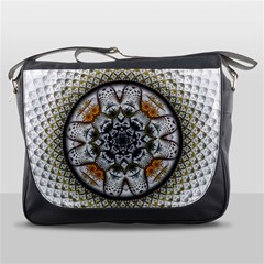 Medallion Fractal Digital Art Messenger Bag