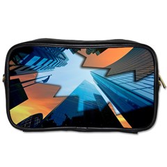 London Skyscraper Lighting Contrast Toiletries Bag (one Side) by Pakrebo