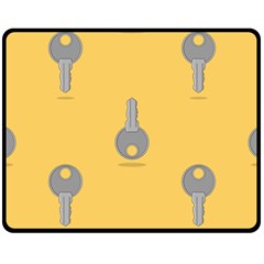 Key Fleece Blanket (medium) 