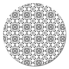 Black And White Patterned Backgroun Magnet 5  (round) by designsbyamerianna