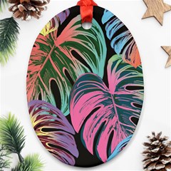 Leaves Tropical Jungle Pattern Ornament (Oval)