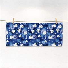 White Flowers Summer Plant Hand Towel