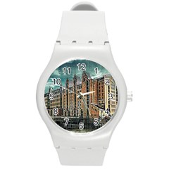 Architecture City Building Travel Round Plastic Sport Watch (m) by Wegoenart