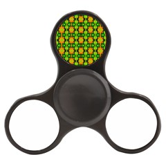 I 1 Finger Spinner by ArtworkByPatrick