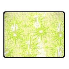 Background Green Star Fleece Blanket (small)