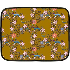 Textile Flowers Pattern Fleece Blanket (mini)