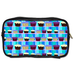 Cupcakes Pattern Toiletries Bag (one Side) by bloomingvinedesign