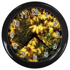 Echinacea paradoxa Wall Clock (Black)