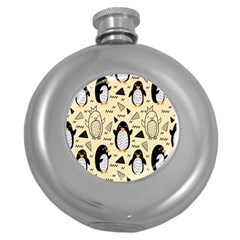 Hand Drawn Penguin Doodle Pattern Round Hip Flask (5 oz)