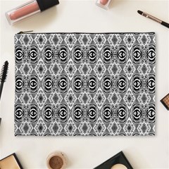 Black White 6 Cosmetic Bag (xl) by ArtworkByPatrick