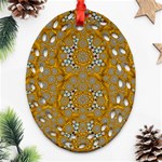 A Star In Golden Juwels Ornament (Oval Filigree) Front