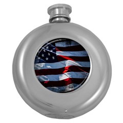 Grunge American Flag Round Hip Flask (5 Oz) by Vaneshart