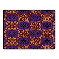 Abstract Clutter Pattern Vintage Fleece Blanket (Small)