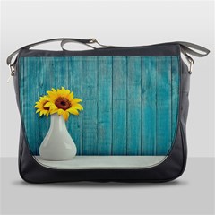 Sun Flower 3292932 960 720 Messenger Bag