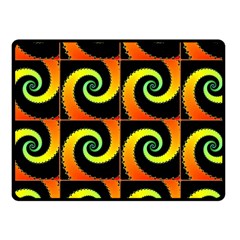 Spiral Seamless Pattern Fleece Blanket (Small)