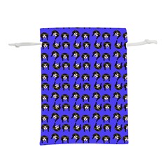 Retro Girl Daisy Chain Pattern Blue Lightweight Drawstring Pouch (l) by snowwhitegirl