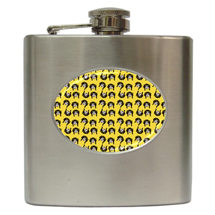 Retro Girl Daisy Chain Pattern Yellow Hip Flask (6 oz)