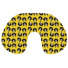 Retro Girl Daisy Chain Pattern Yellow Travel Neck Pillow