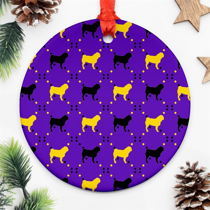 Elegant Pugs Ornament (Round)