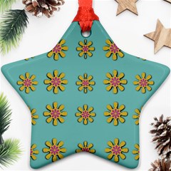 Fantasy Fauna Floral In Sweet Green Ornament (Star)