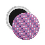 Abstract Pattern Geometry Gradient 2.25  Magnets Front