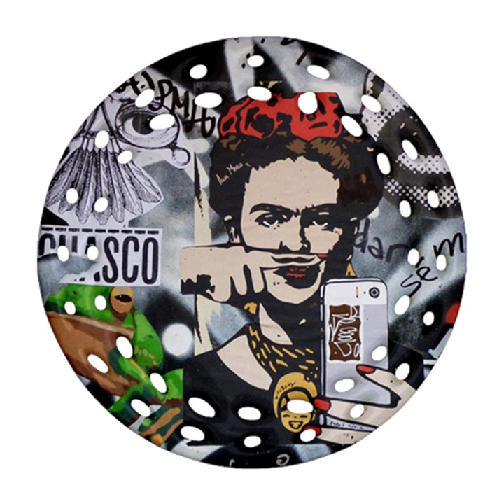 Frida Kahlo brick wall graffiti urban art with grunge eye and frog  Ornament (Round Filigree)