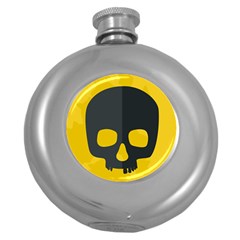 Skull Round Hip Flask (5 Oz) by trulycreative