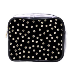 Pattern Marguerites Mini Toiletries Bag (one Side) by kcreatif