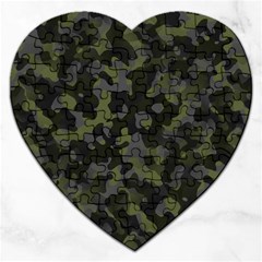 Camouflage Vert Jigsaw Puzzle (heart) by kcreatif